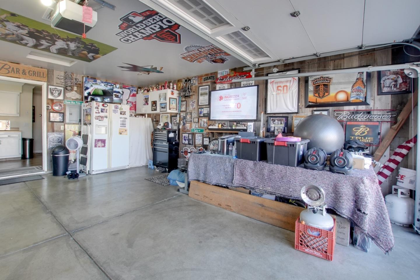 Detail Gallery Image 31 of 38 For 1035 C St, Hollister,  CA 95023 - 3 Beds | 2 Baths