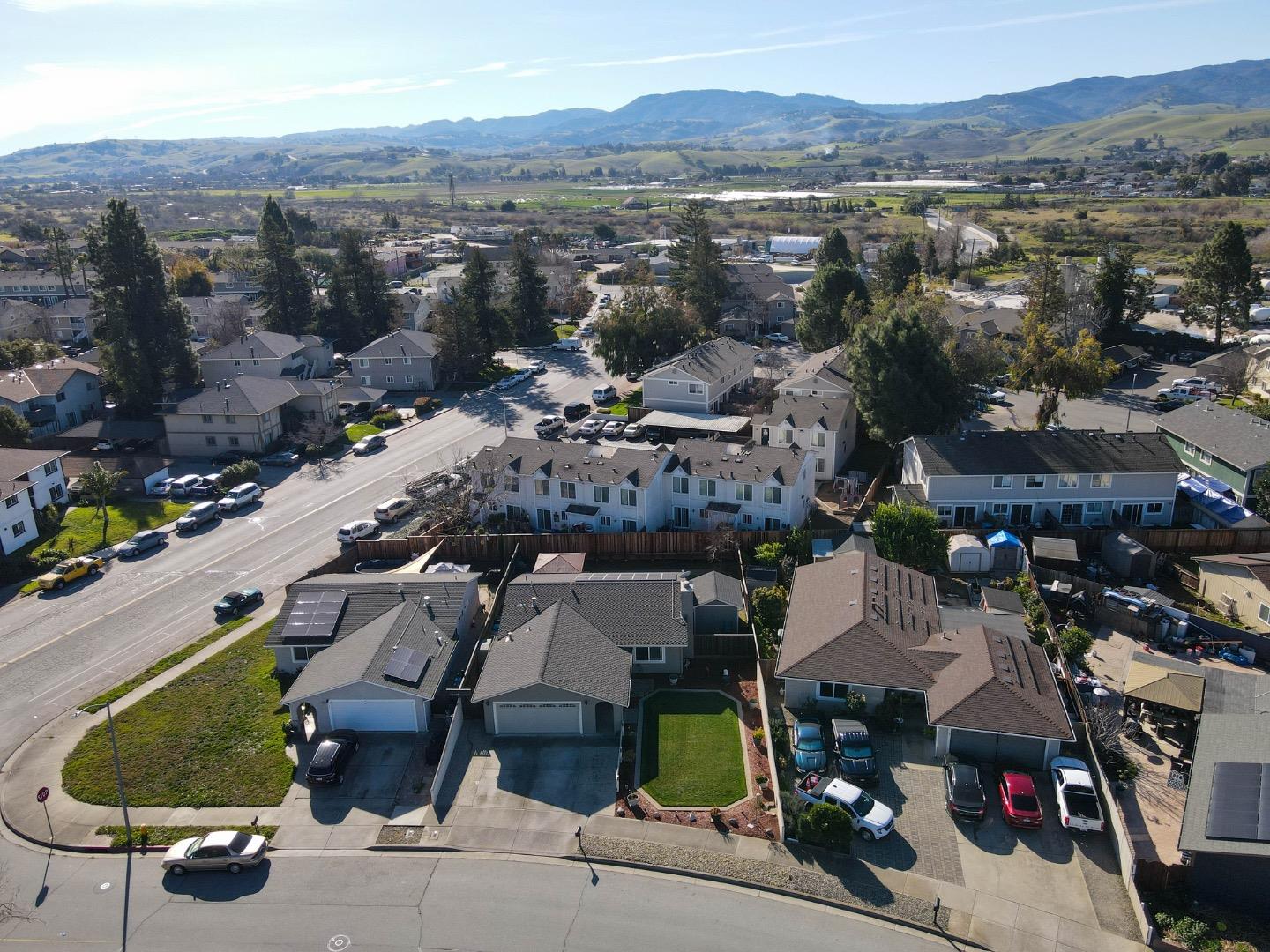 Detail Gallery Image 37 of 38 For 1035 C St, Hollister,  CA 95023 - 3 Beds | 2 Baths