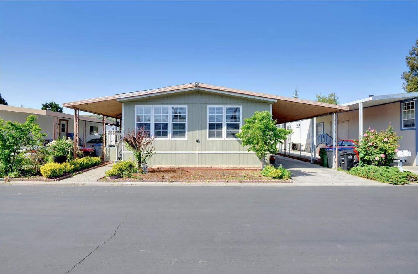 Front Image Thumbnail for ML82033439