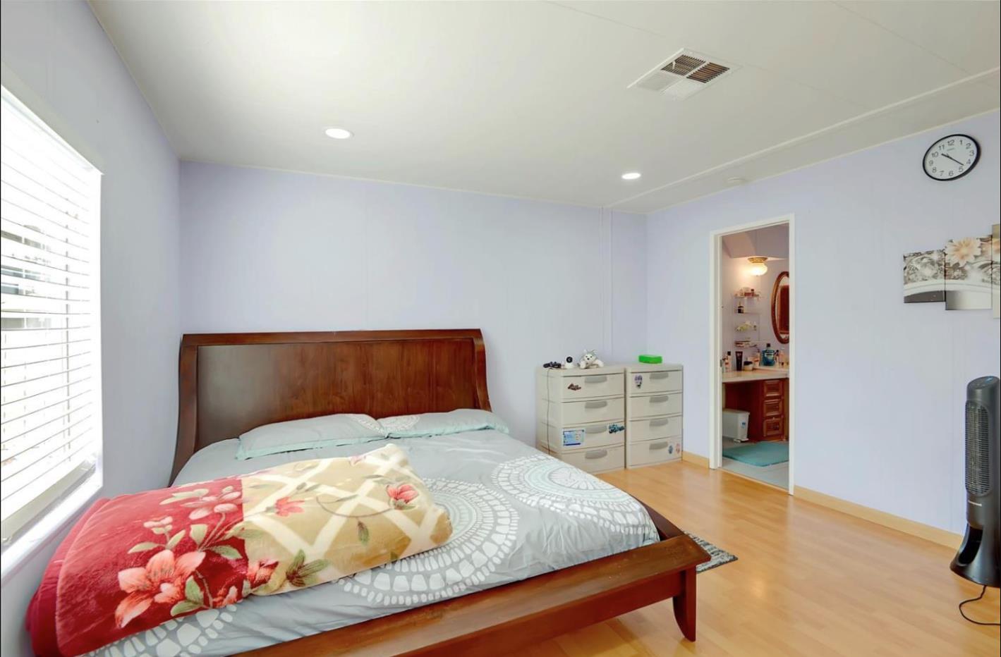 Detail Gallery Image 10 of 17 For 401 Chateau La Salle #401,  San Jose,  CA 95111 - 3 Beds | 2 Baths