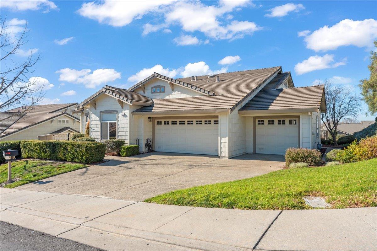 Front Image Thumbnail for ML82033444