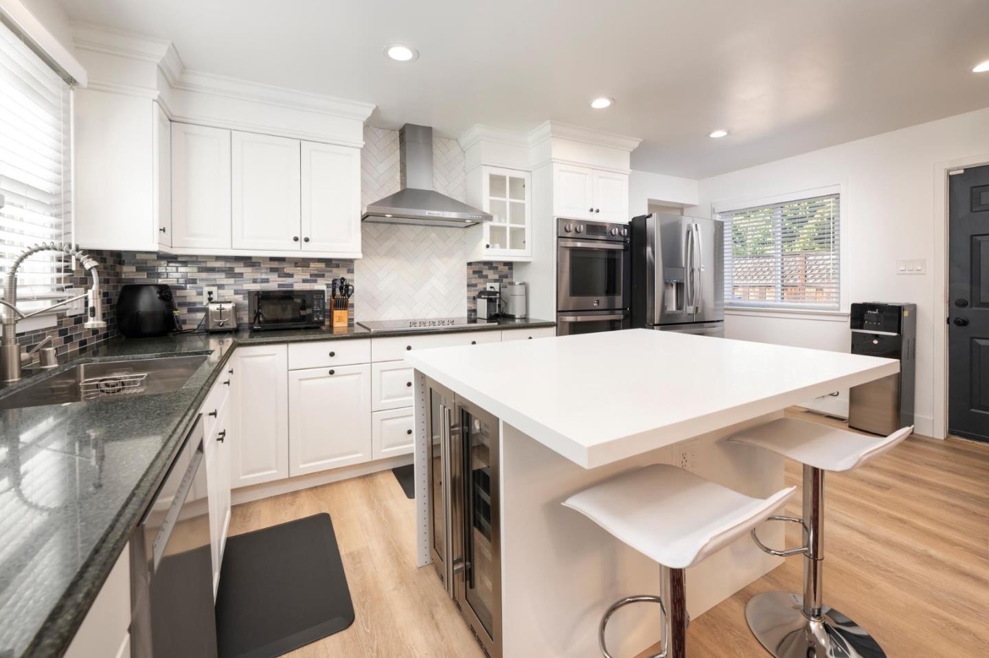 Detail Gallery Image 15 of 31 For 1326 Milton Way, San Jose,  CA 95125 - 2 Beds | 2 Baths