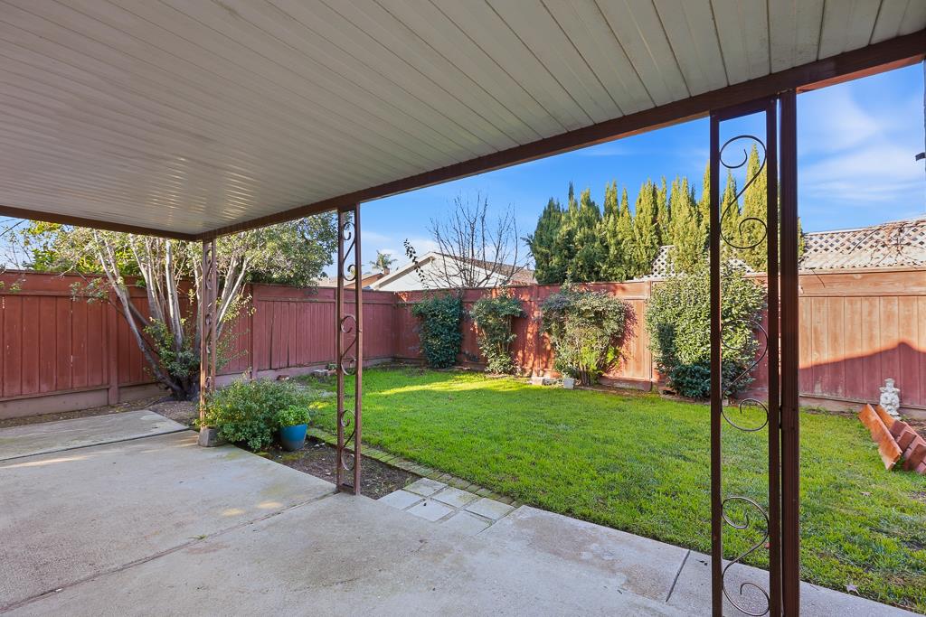 Detail Gallery Image 20 of 24 For 2903 Begonia St, Union City,  CA 94587 - 3 Beds | 2 Baths