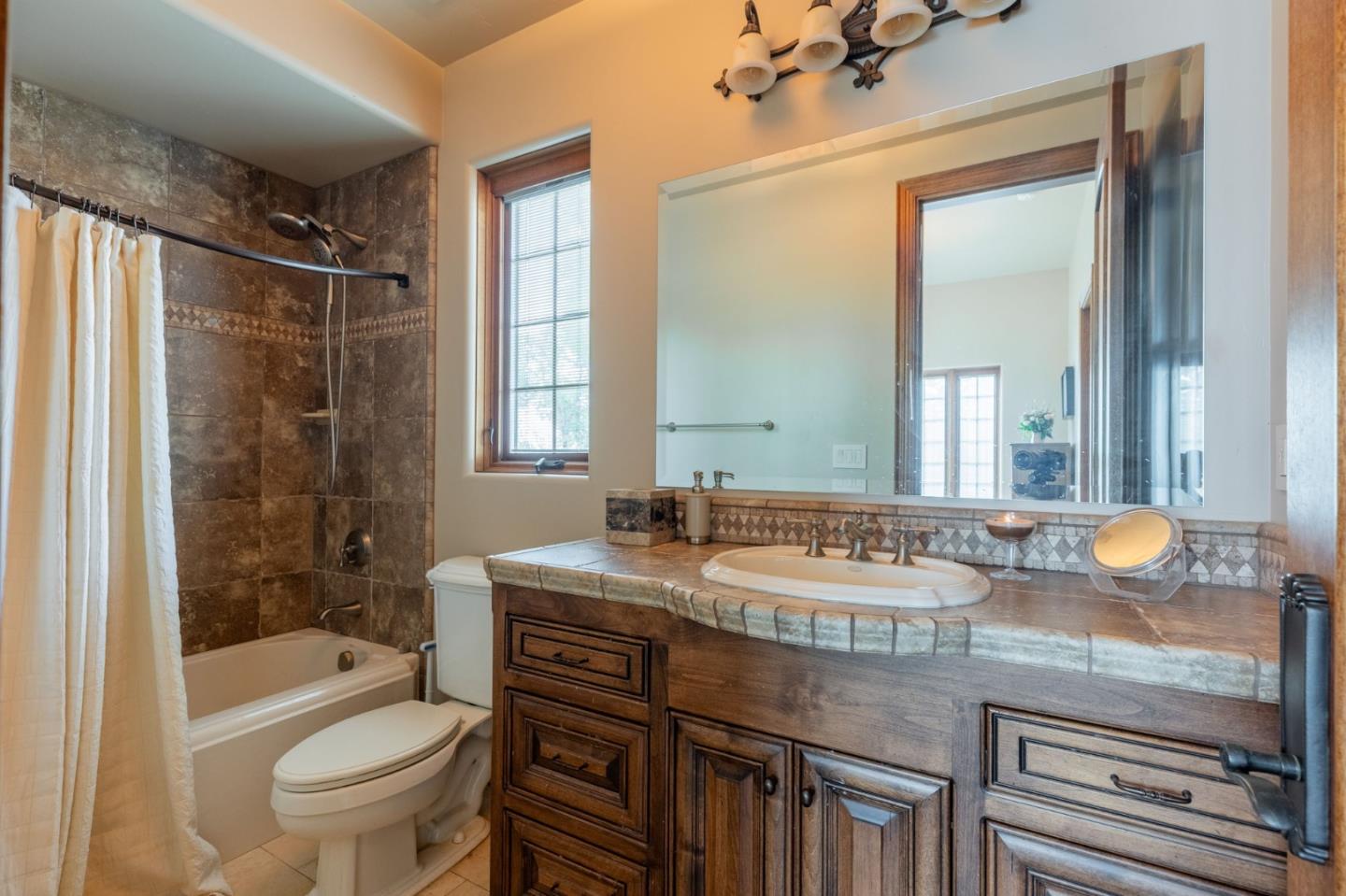 Detail Gallery Image 63 of 112 For 1100 Cold Springs Rd, Placerville,  CA 95667 - 5 Beds | 7/5 Baths