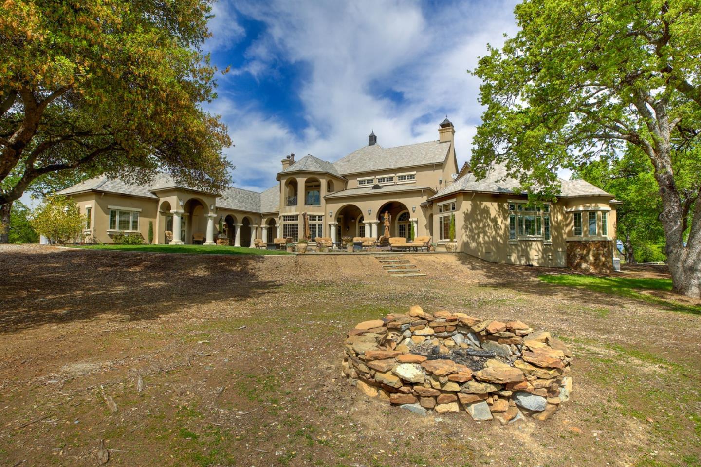 Detail Gallery Image 9 of 112 For 1100 Cold Springs Rd, Placerville,  CA 95667 - 5 Beds | 7/5 Baths