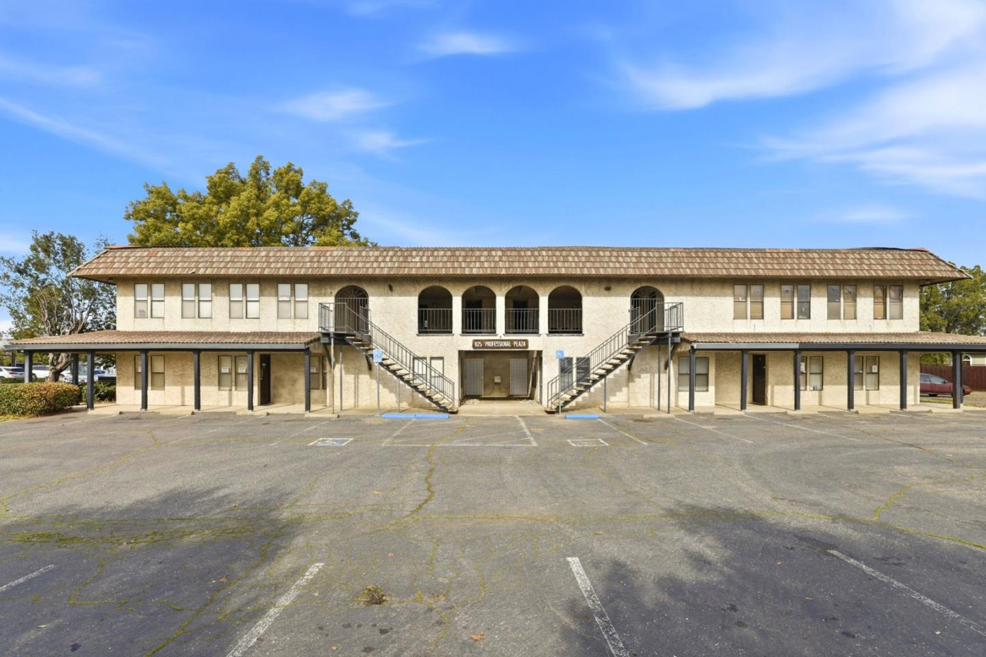 Front Image Thumbnail for ML82033456