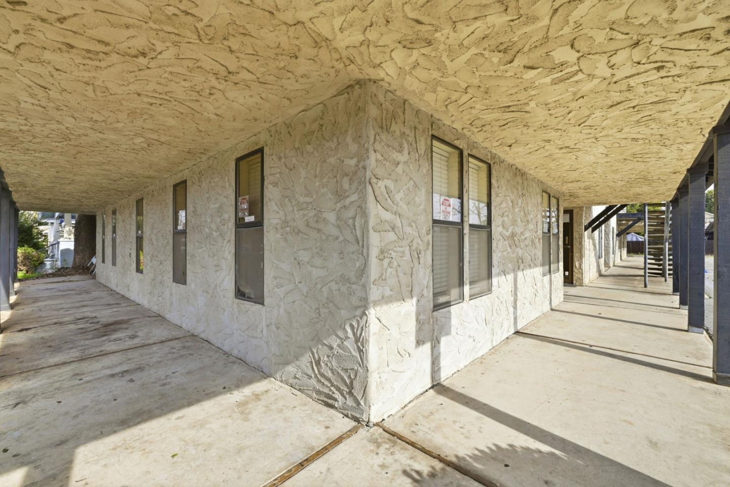 Detail Gallery Image 4 of 7 For 825 9th St, Marysville,  CA 95901 - – Beds | – Baths