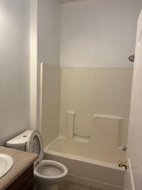 Detail Gallery Image 3 of 8 For 420 Venice Way, Gonzales,  CA 93926 - 3 Beds | 2 Baths