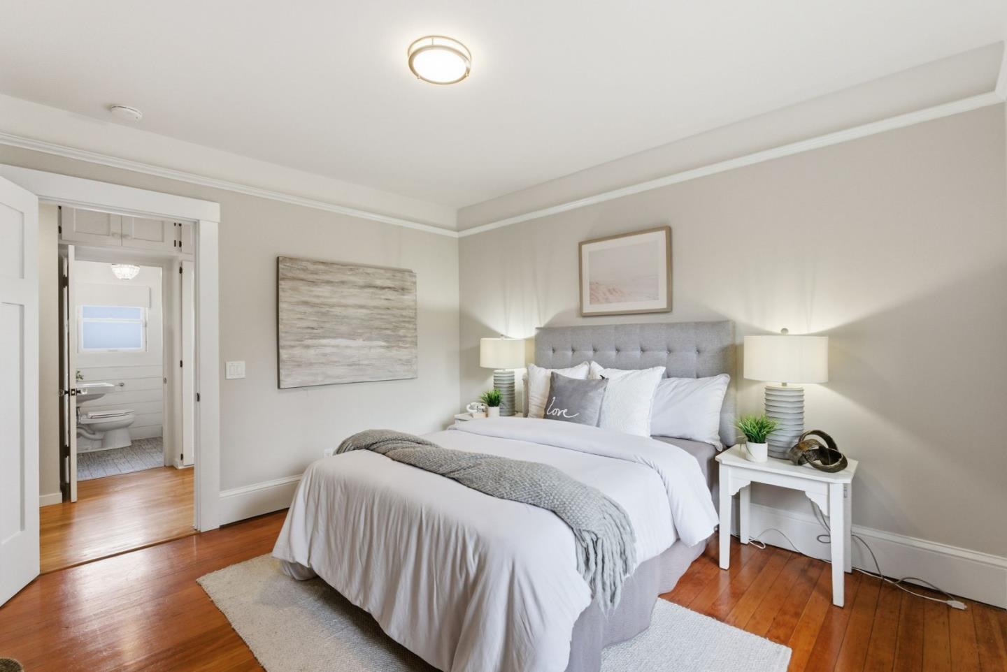 Detail Gallery Image 17 of 52 For 221 Hudson St, Redwood City,  CA 94062 - 4 Beds | 2 Baths