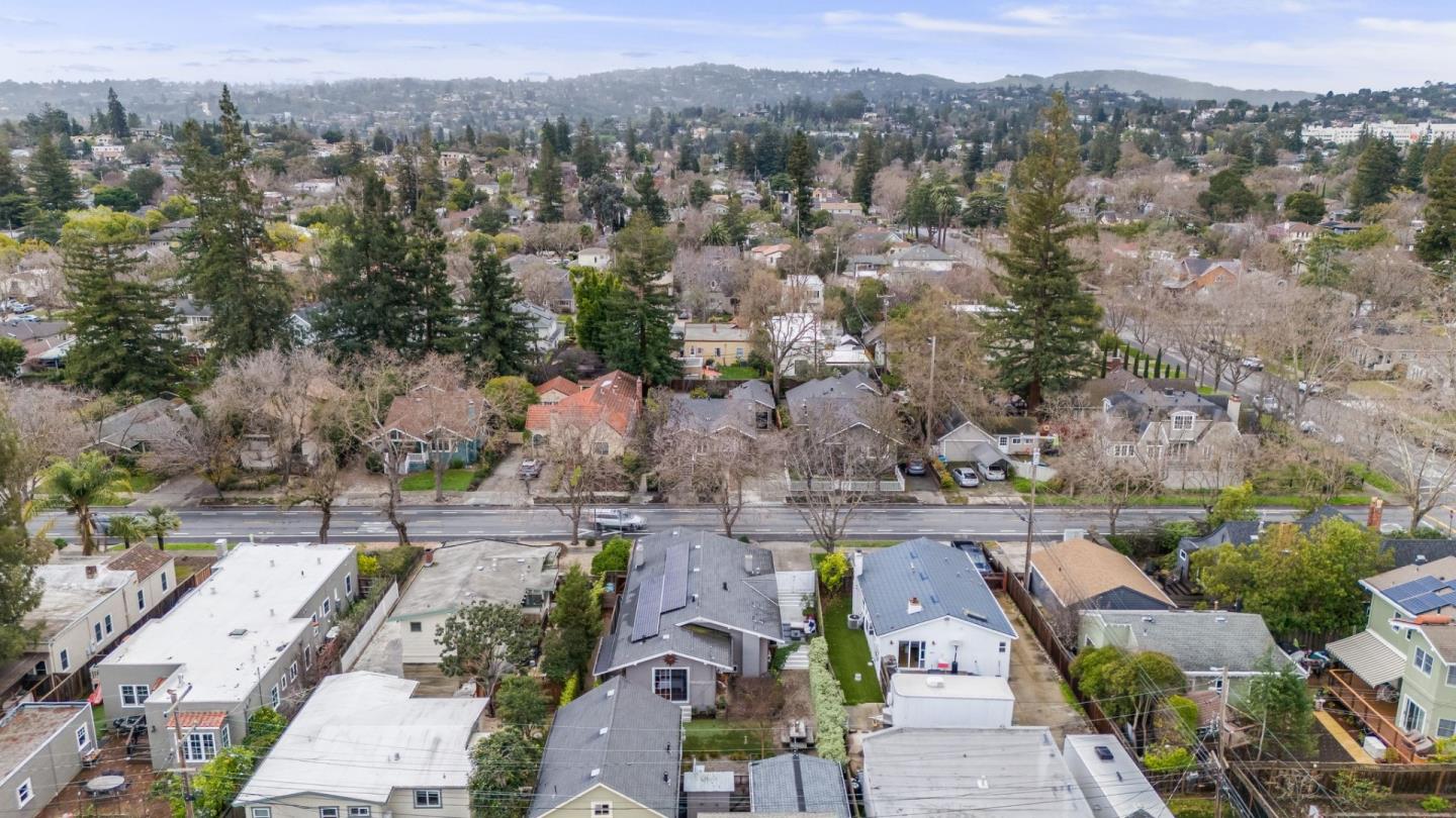 Detail Gallery Image 48 of 52 For 221 Hudson St, Redwood City,  CA 94062 - 4 Beds | 2 Baths