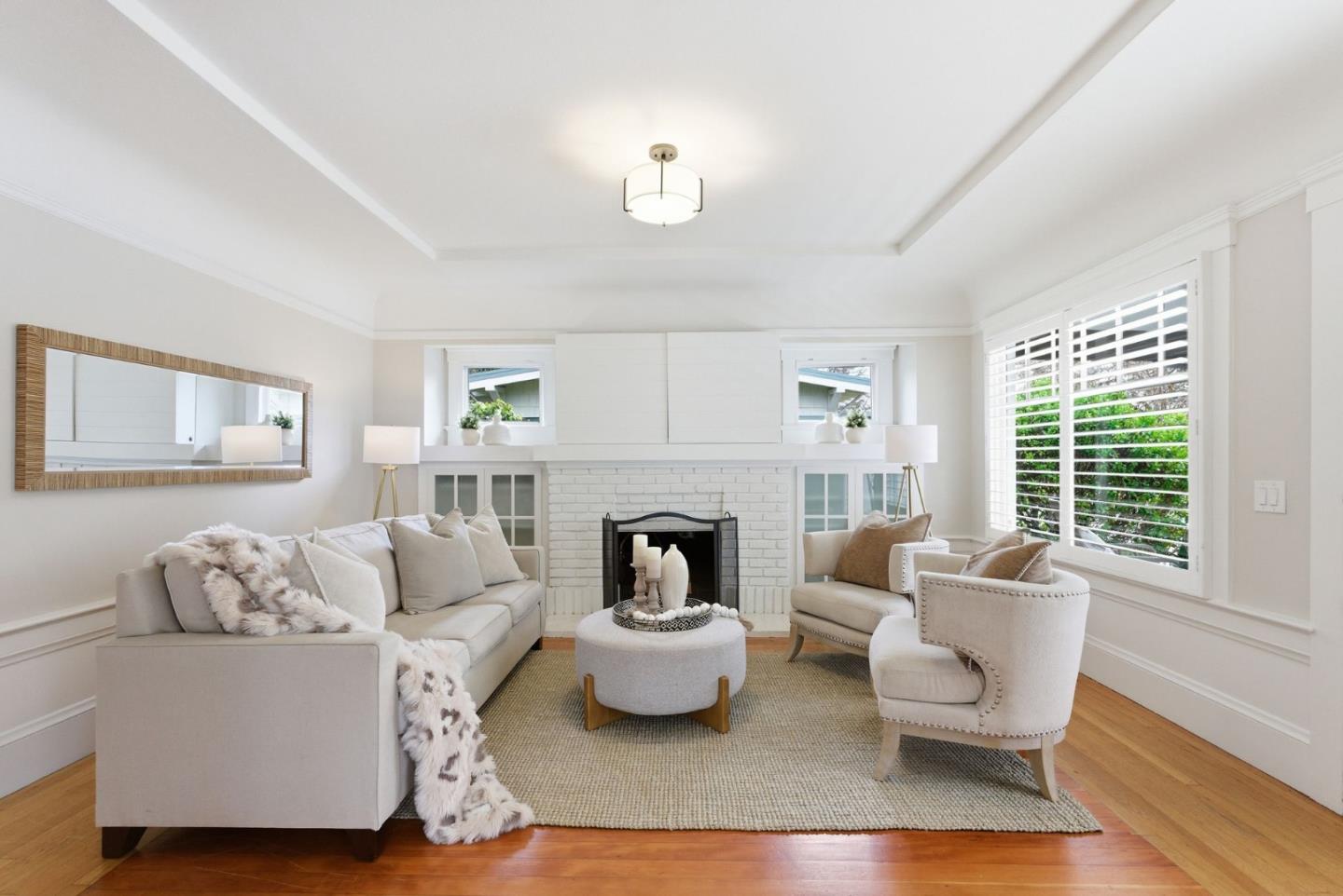 Detail Gallery Image 8 of 52 For 221 Hudson St, Redwood City,  CA 94062 - 4 Beds | 2 Baths