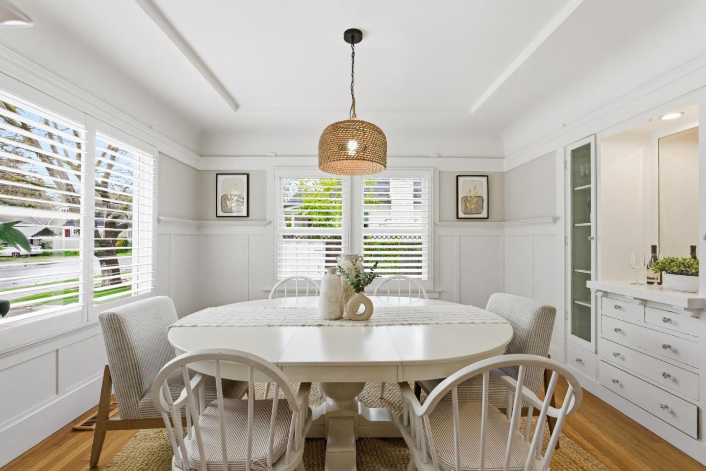 Detail Gallery Image 9 of 52 For 221 Hudson St, Redwood City,  CA 94062 - 4 Beds | 2 Baths