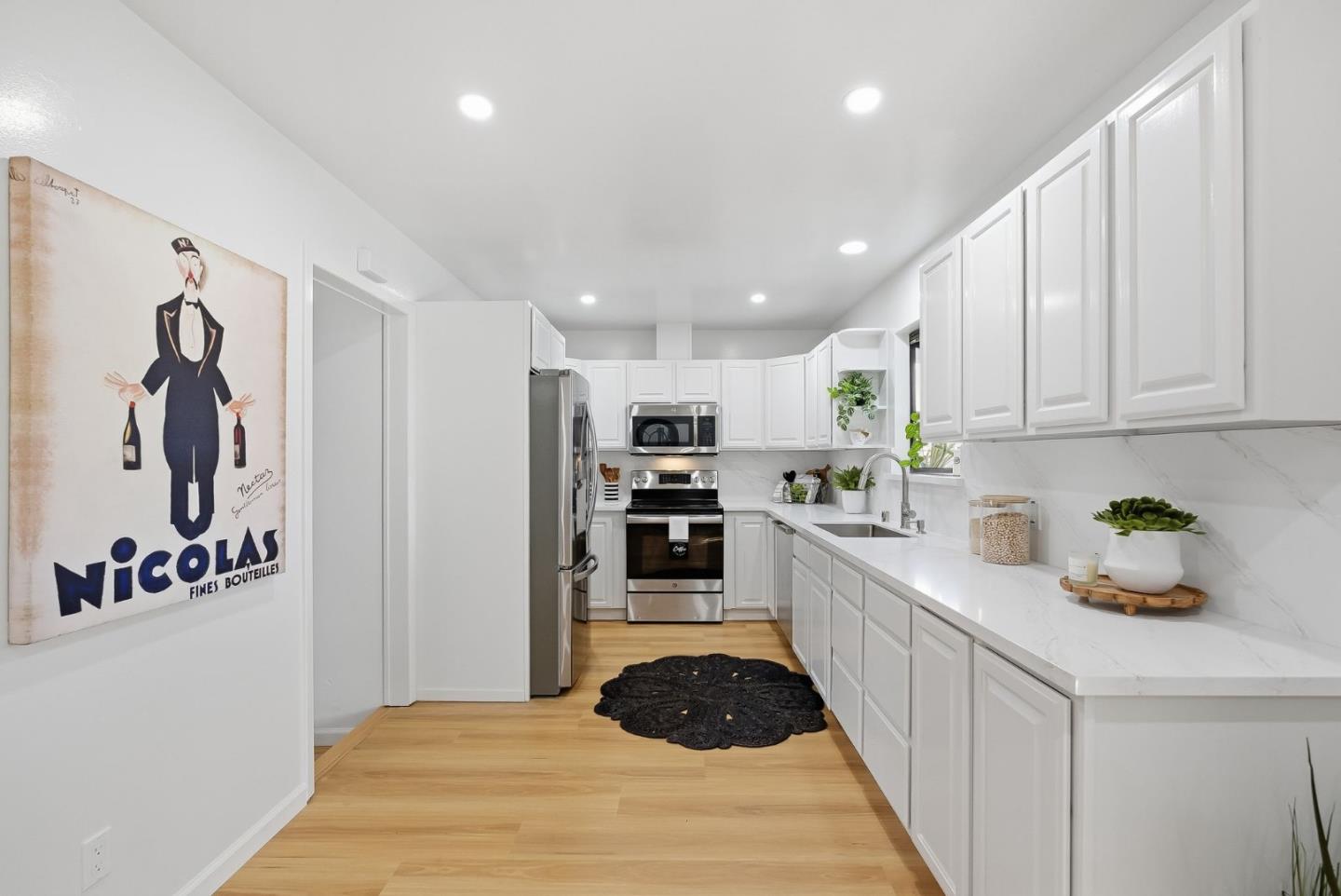 Detail Gallery Image 10 of 46 For 4754 Bannock Cir, San Jose,  CA 95130 - 3 Beds | 2 Baths