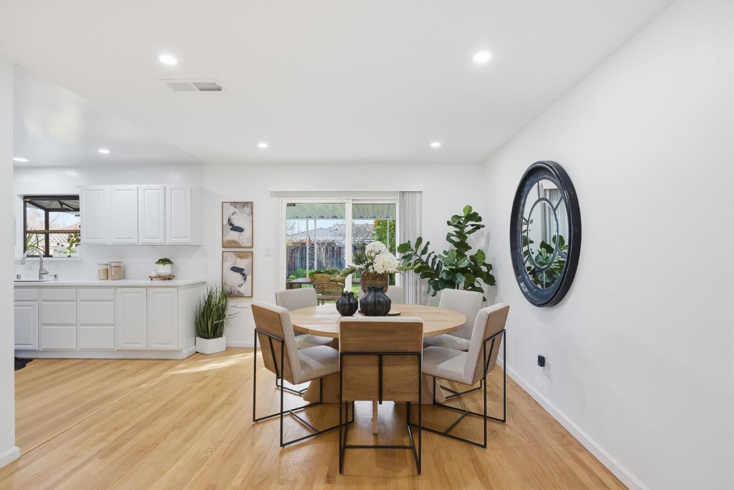 Detail Gallery Image 8 of 46 For 4754 Bannock Cir, San Jose,  CA 95130 - 3 Beds | 2 Baths