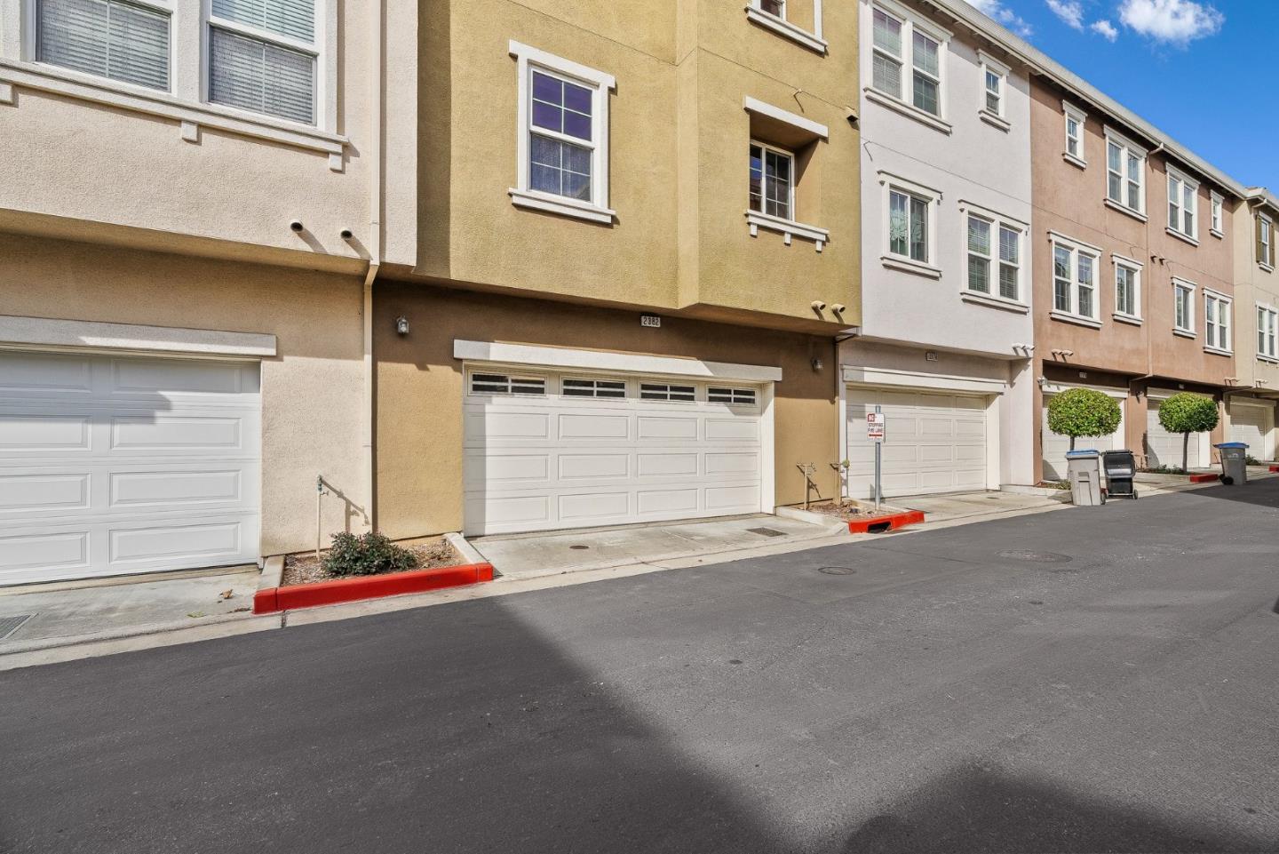 Detail Gallery Image 24 of 36 For 2382 Winepol Loop, San Jose,  CA 95125 - 3 Beds | 3 Baths