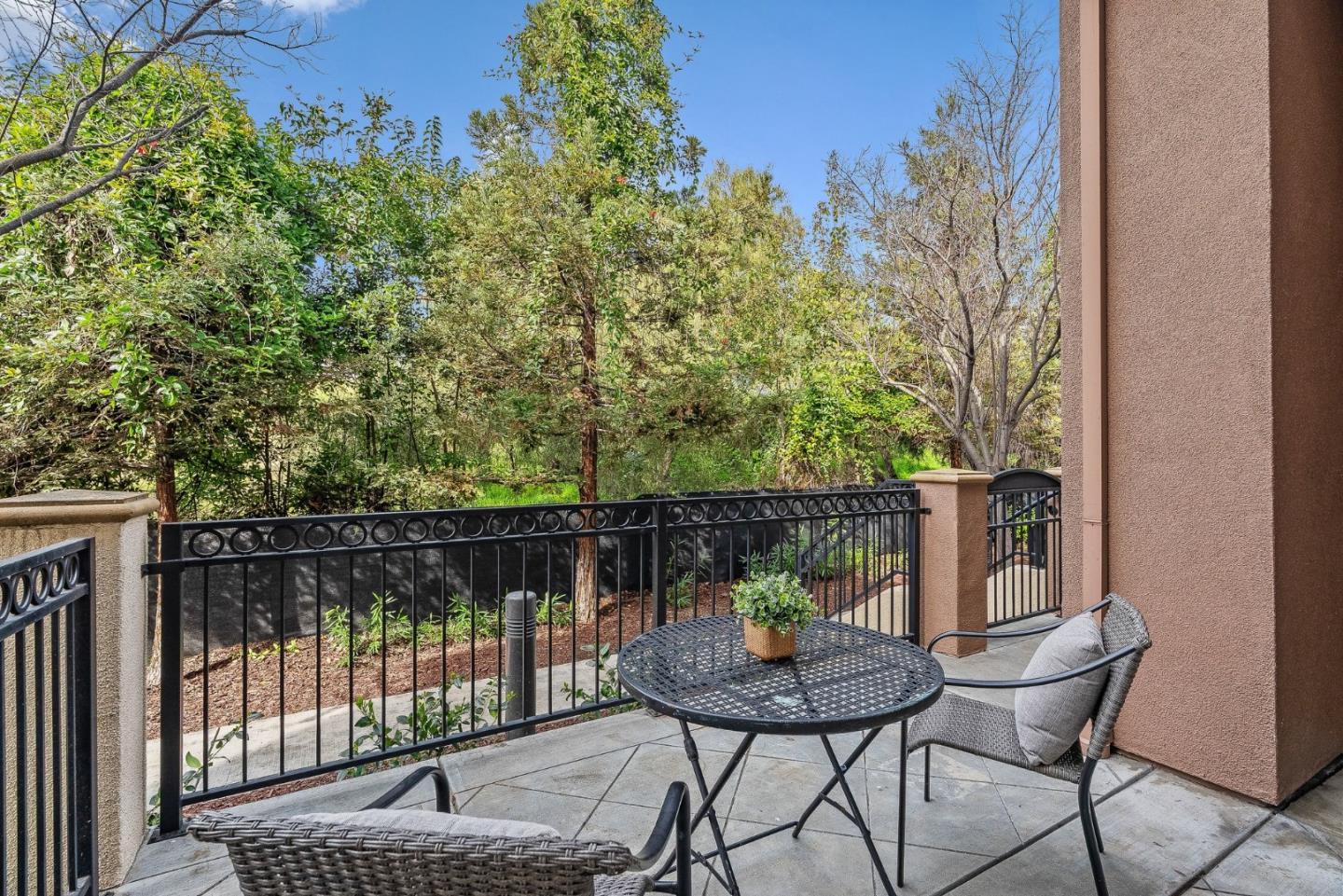 Detail Gallery Image 25 of 36 For 2382 Winepol Loop, San Jose,  CA 95125 - 3 Beds | 3 Baths