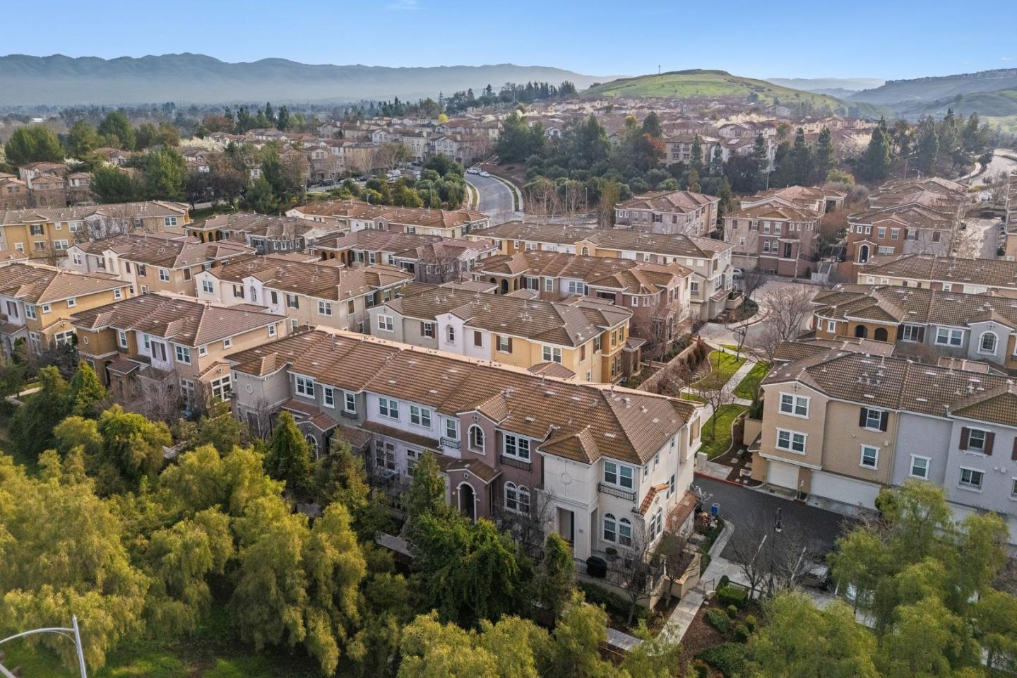 Detail Gallery Image 29 of 36 For 2382 Winepol Loop, San Jose,  CA 95125 - 3 Beds | 3 Baths