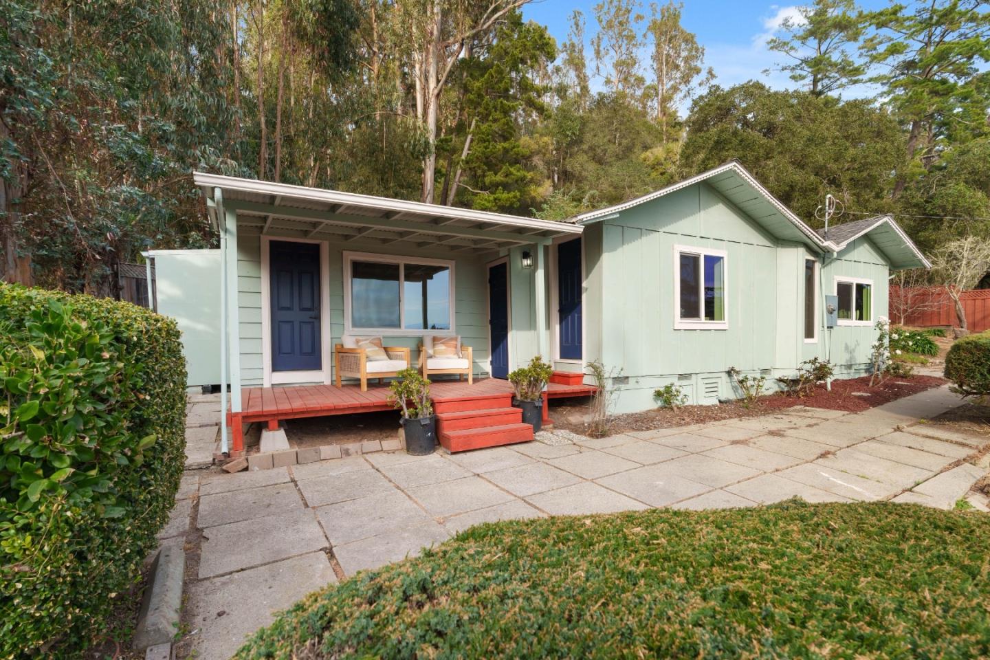 Detail Gallery Image 16 of 40 For 131 Prospect Ct, Santa Cruz,  CA 95065 - 3 Beds | 1/1 Baths