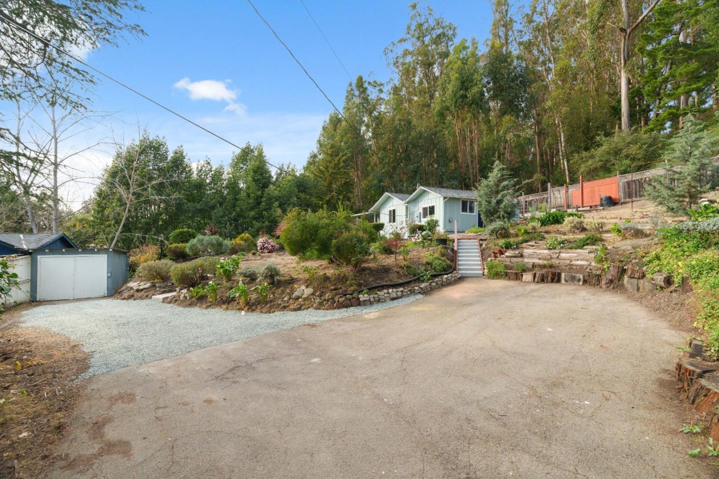 Detail Gallery Image 24 of 40 For 131 Prospect Ct, Santa Cruz,  CA 95065 - 3 Beds | 1/1 Baths