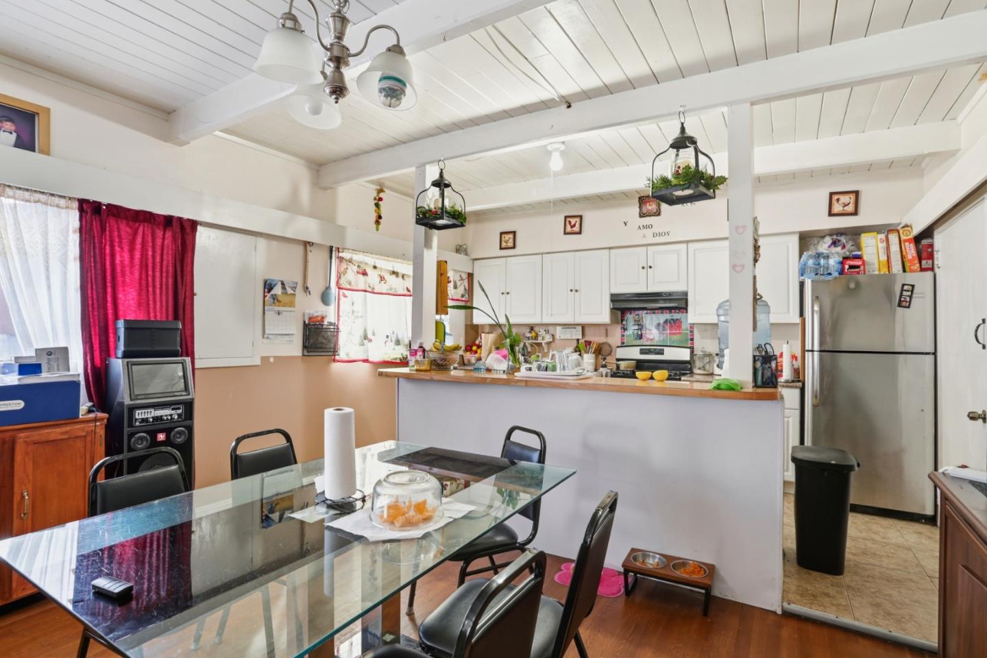 Detail Gallery Image 5 of 9 For 230 Mccreery Ave, San Jose,  CA 95116 - – Beds | – Baths