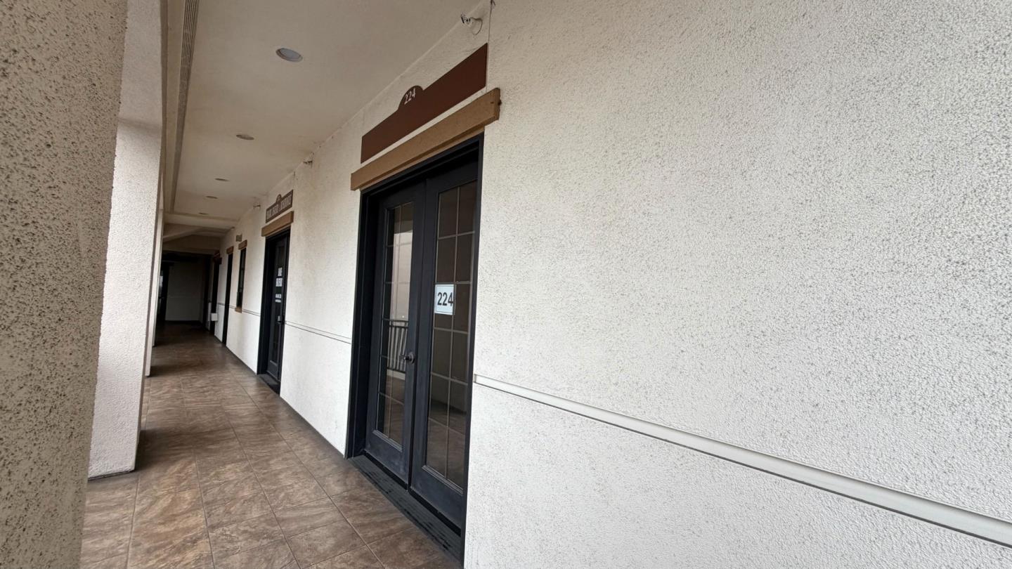 Detail Gallery Image 6 of 10 For 1569 Lexann Ave #224,  San Jose,  CA 95121 - – Beds | – Baths