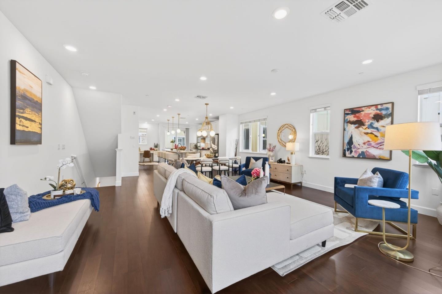 Detail Gallery Image 19 of 53 For 5965 Woodspring Loop, San Jose,  CA 95123 - 4 Beds | 3/1 Baths