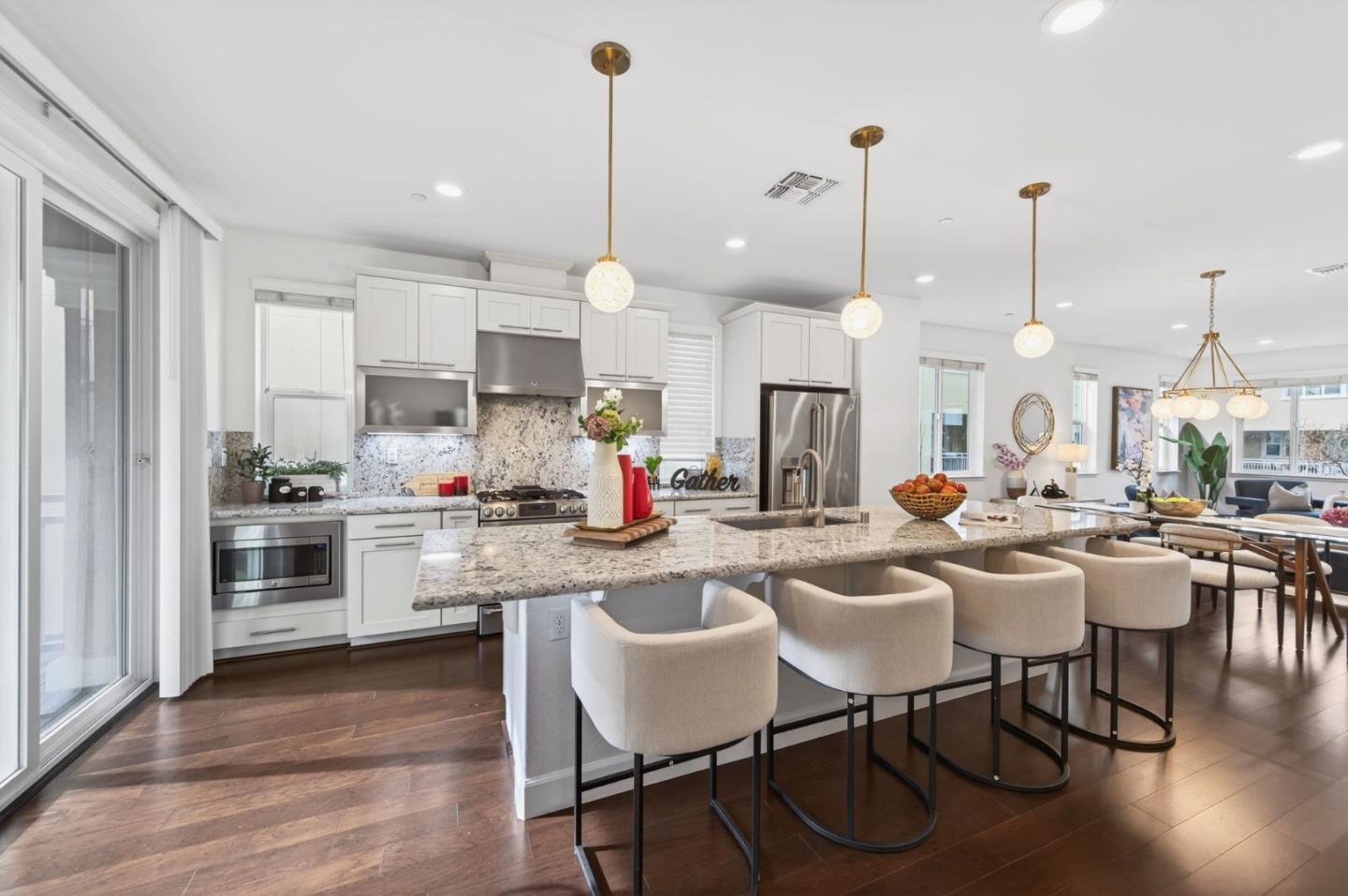 Detail Gallery Image 2 of 53 For 5965 Woodspring Loop, San Jose,  CA 95123 - 4 Beds | 3/1 Baths