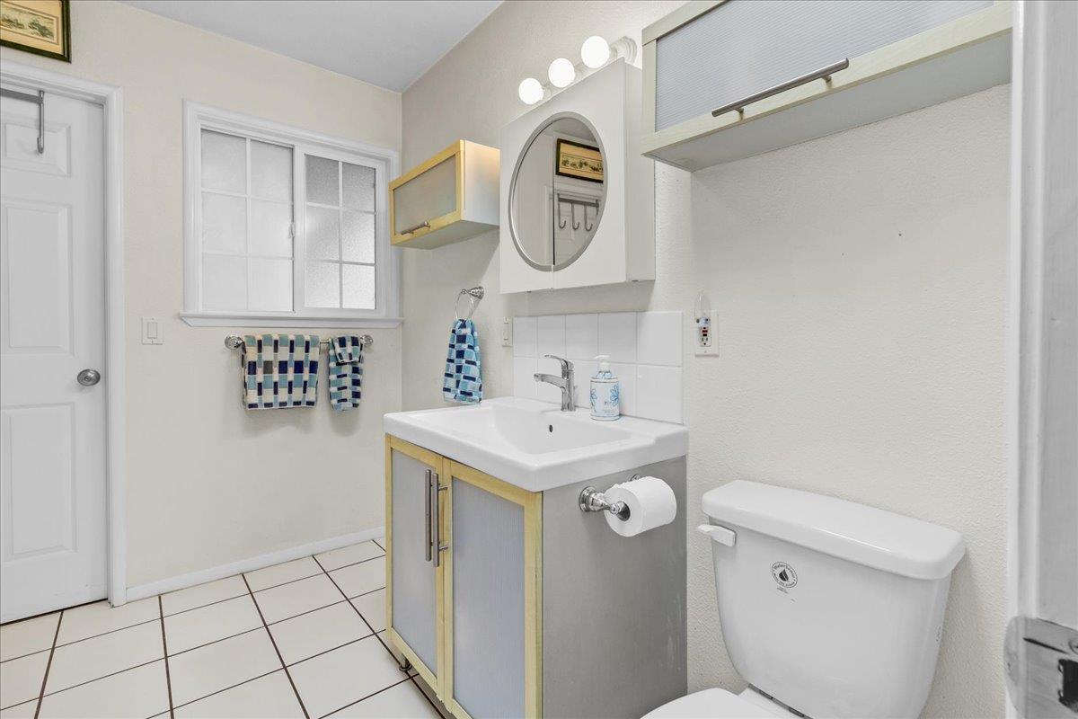 Detail Gallery Image 23 of 42 For 1291 Pacific St, Monterey,  CA 93940 - 3 Beds | 2 Baths