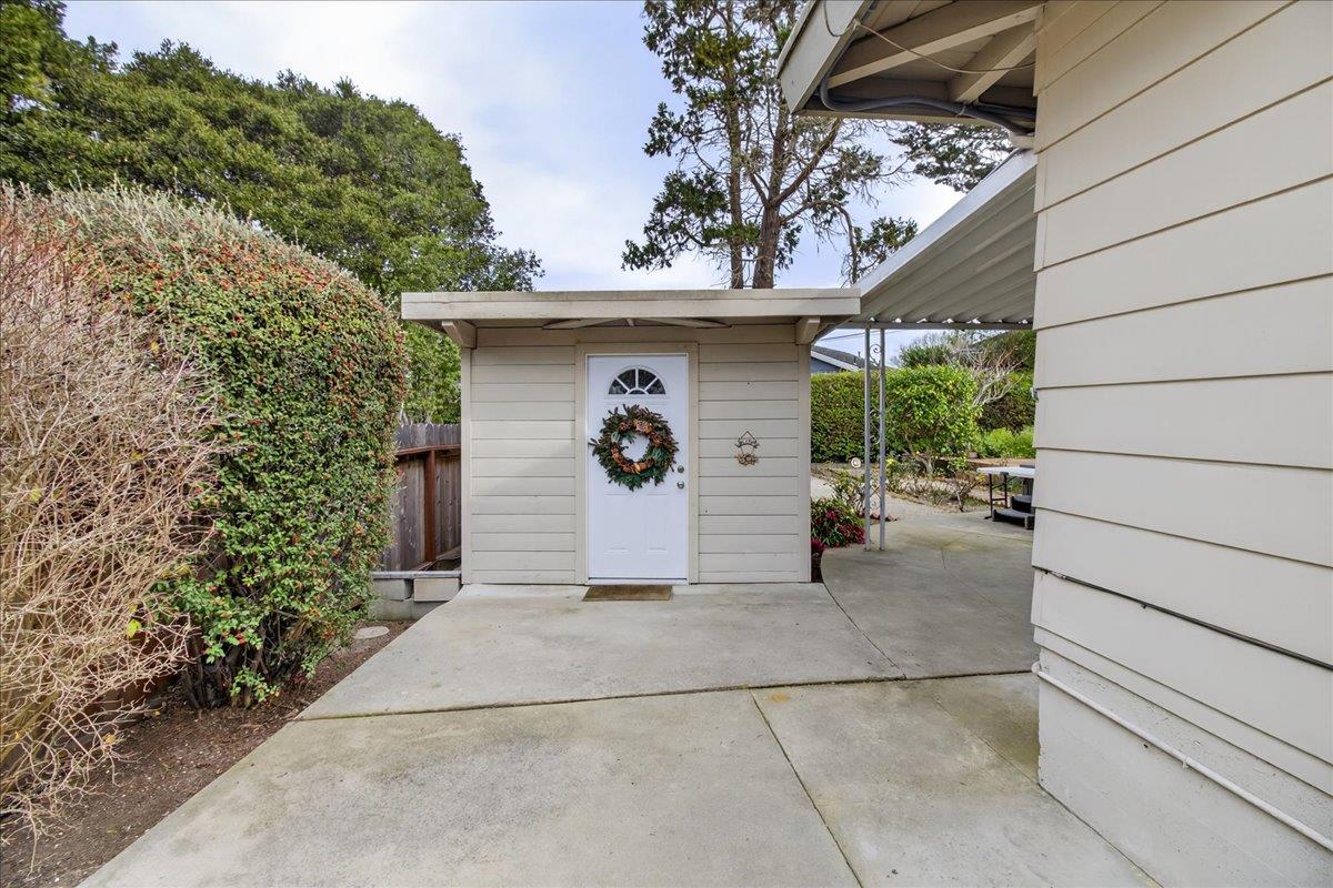 Detail Gallery Image 40 of 42 For 1291 Pacific St, Monterey,  CA 93940 - 3 Beds | 2 Baths