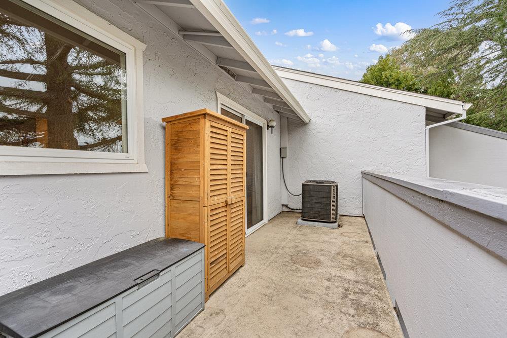 Detail Gallery Image 30 of 38 For 14245 Lora Dr #16,  Los Gatos,  CA 95032 - 2 Beds | 1 Baths
