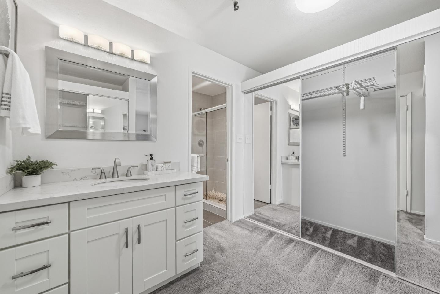 Detail Gallery Image 20 of 37 For 400 Ortega Ave #216,  Mountain View,  CA 94040 - 2 Beds | 2 Baths