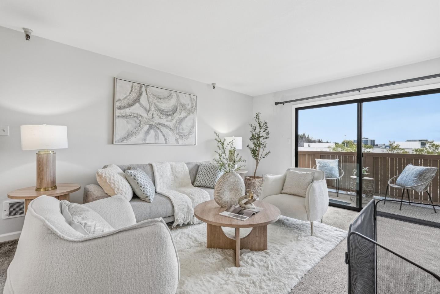 Detail Gallery Image 7 of 37 For 400 Ortega Ave #216,  Mountain View,  CA 94040 - 2 Beds | 2 Baths