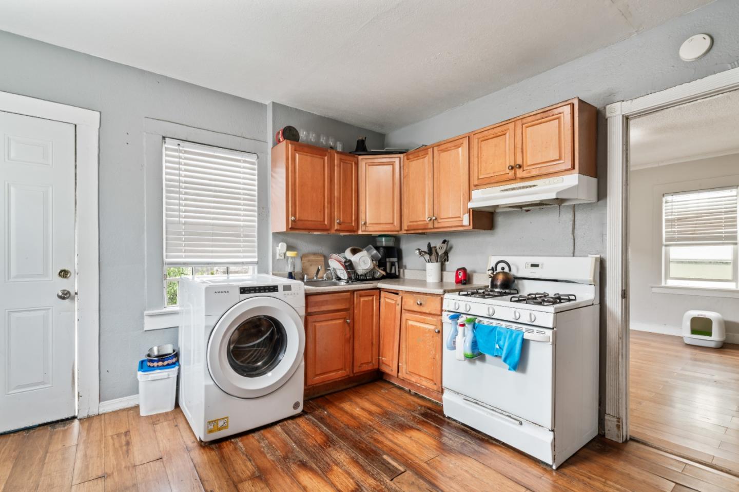 Detail Gallery Image 35 of 41 For 231 Lux Ave, South San Francisco,  CA 94080 - – Beds | – Baths