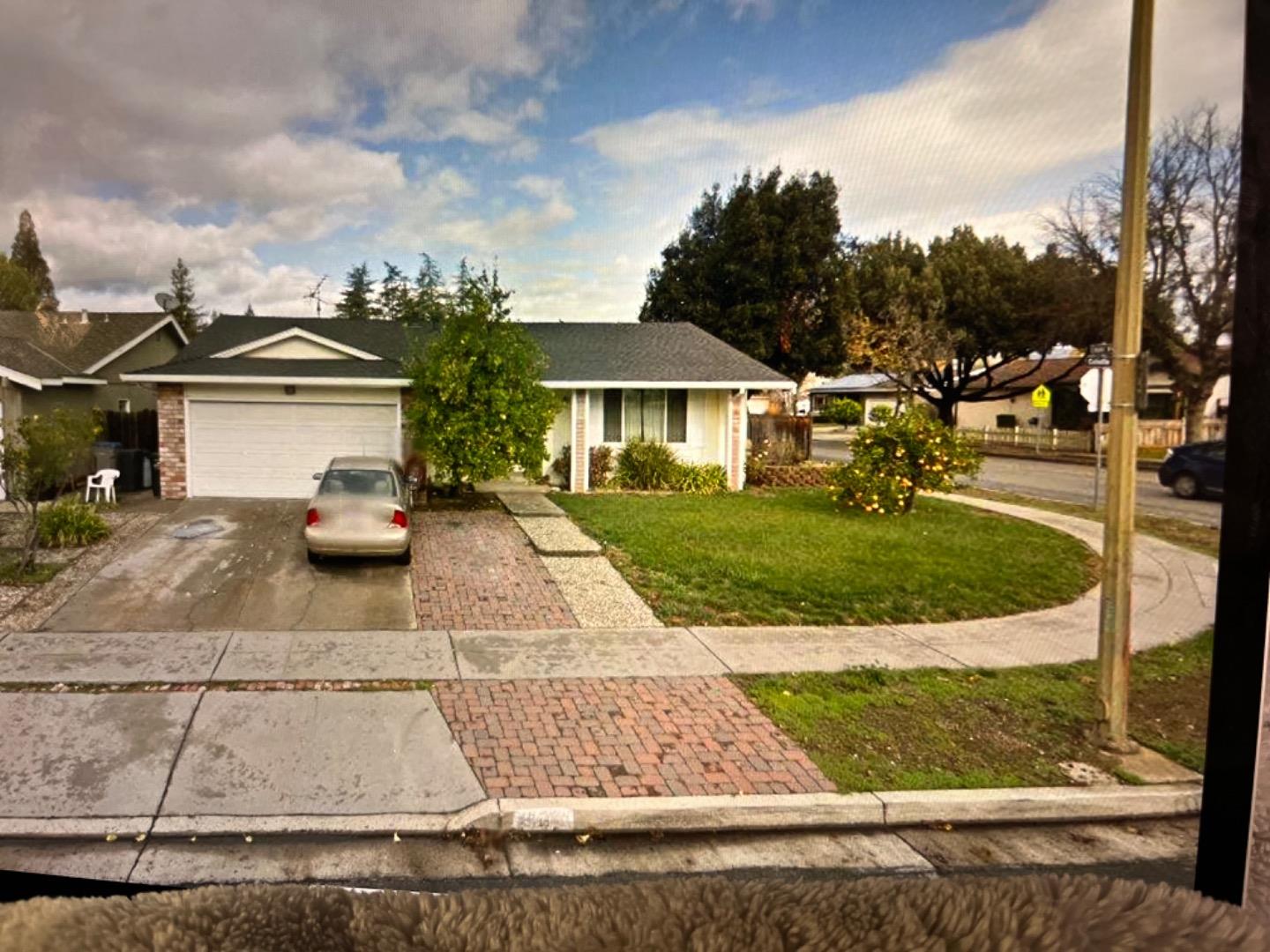 Front Image Thumbnail for ML82033489