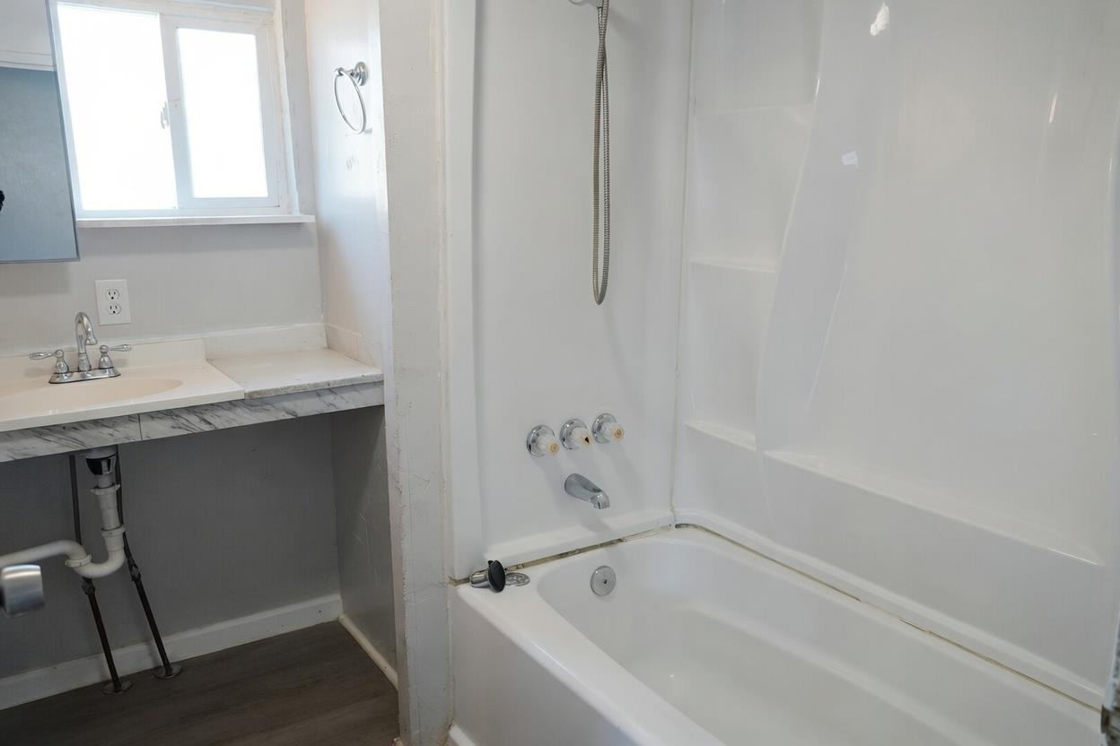 Detail Gallery Image 12 of 17 For 436 N Mercey Springs Rd #69,  Los Banos,  CA 93635 - 2 Beds | 2 Baths