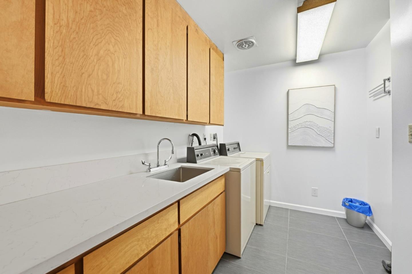 Detail Gallery Image 20 of 36 For 2 No Name Rd, Los Gatos,  CA 95033 - 3 Beds | 2 Baths