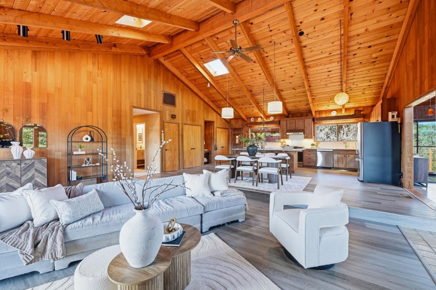 Detail Gallery Image 4 of 36 For 2 No Name Rd, Los Gatos,  CA 95033 - 3 Beds | 2 Baths