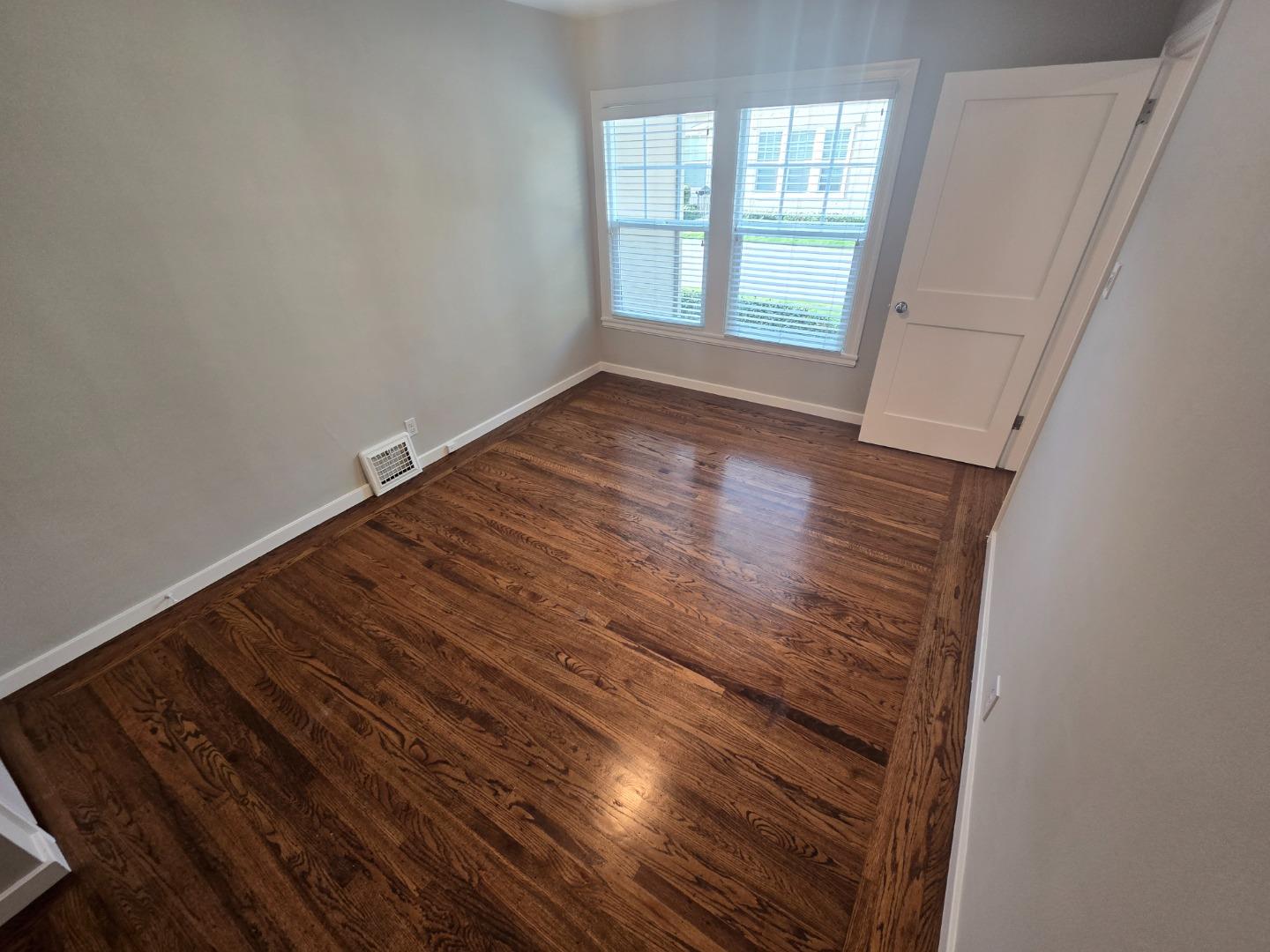 Detail Gallery Image 12 of 20 For 1218 Bellevue Ave #4,  Burlingame,  CA 94010 - 1 Beds | 1 Baths