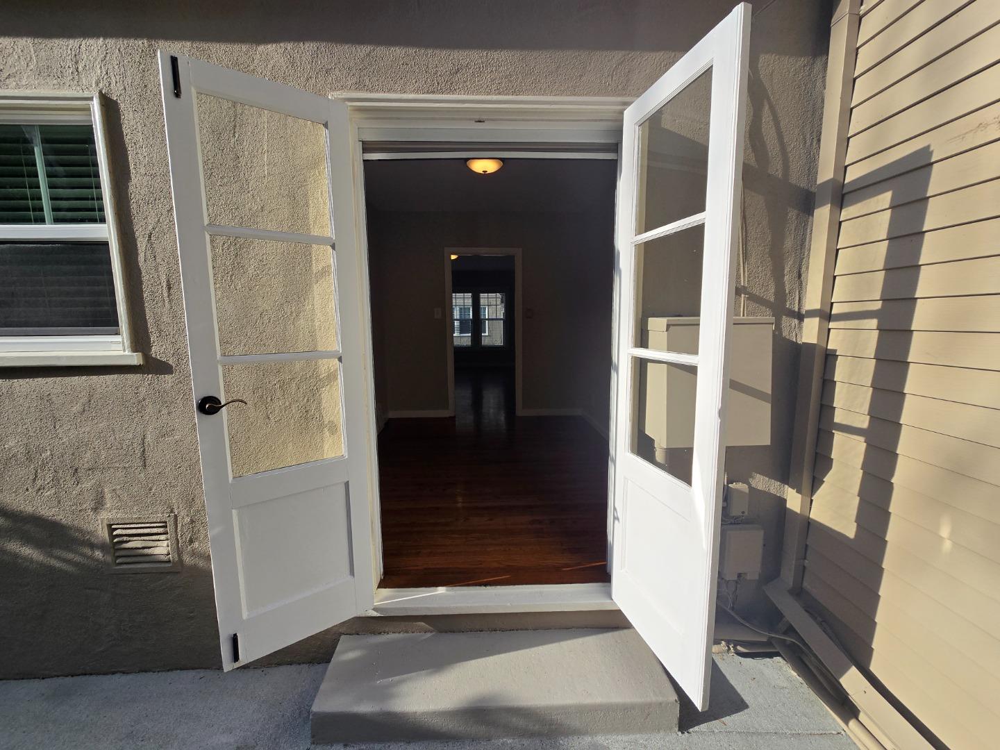 Detail Gallery Image 17 of 20 For 1218 Bellevue Ave #4,  Burlingame,  CA 94010 - 1 Beds | 1 Baths