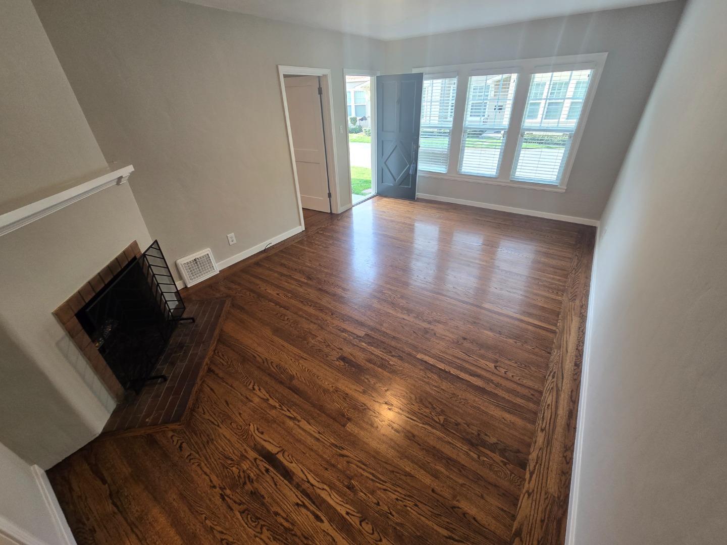 Detail Gallery Image 7 of 20 For 1218 Bellevue Ave #4,  Burlingame,  CA 94010 - 1 Beds | 1 Baths