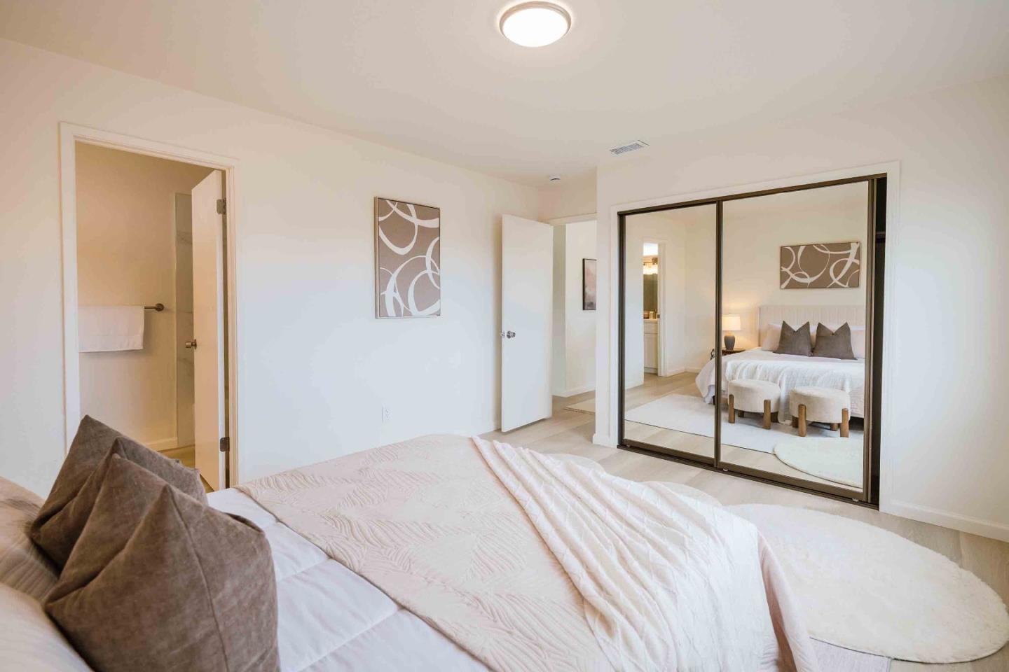 Detail Gallery Image 22 of 33 For 420 via Primavera Dr, San Jose,  CA 95111 - 3 Beds | 3 Baths