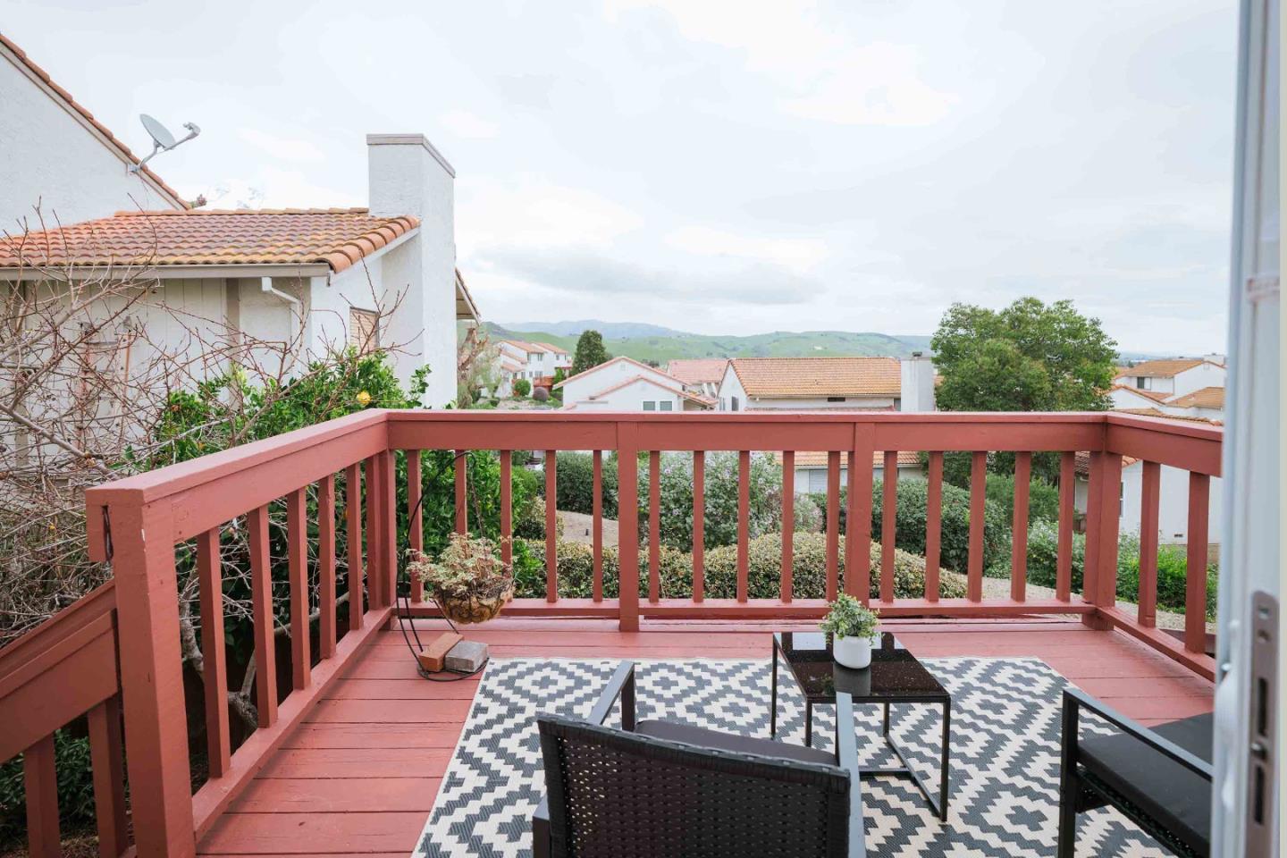 Detail Gallery Image 32 of 33 For 420 via Primavera Dr, San Jose,  CA 95111 - 3 Beds | 3 Baths