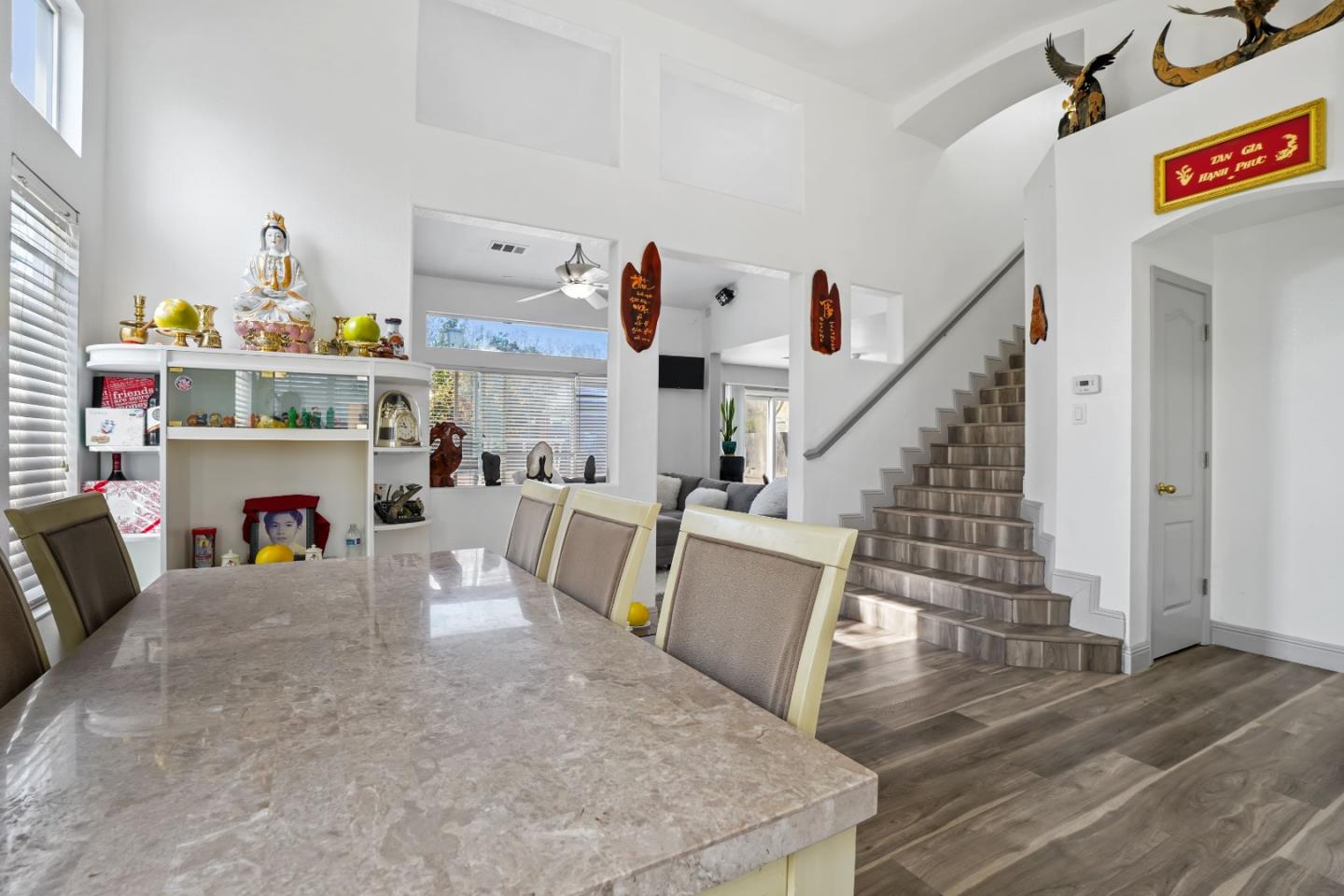 Detail Gallery Image 4 of 45 For 5301 Sage Ct, Stockton,  CA 95219 - 3 Beds | 2/1 Baths