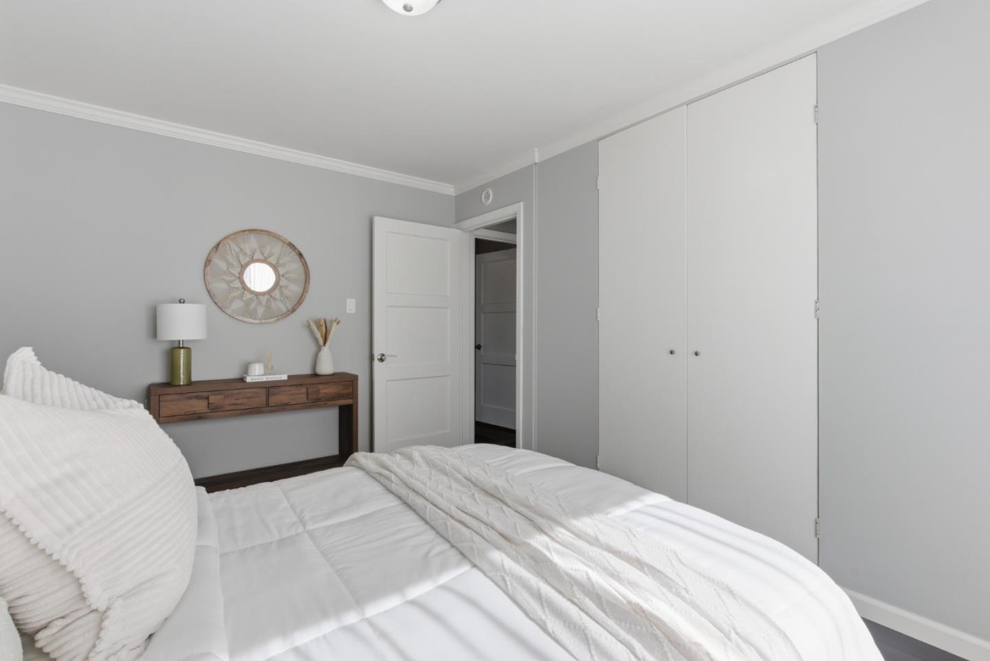 Detail Gallery Image 22 of 32 For 864 Alta Loma Dr, South San Francisco,  CA 94080 - 3 Beds | 1 Baths