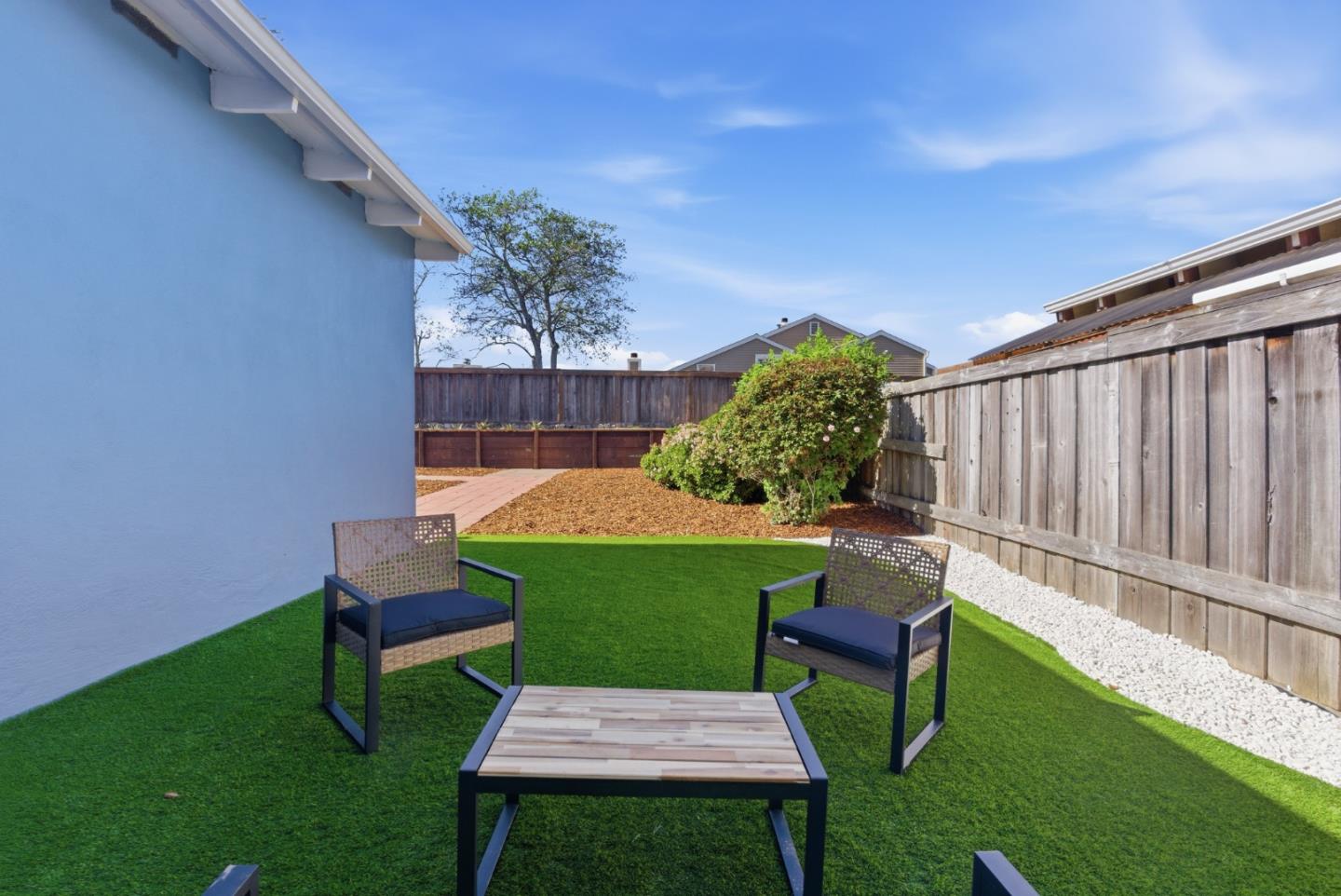 Detail Gallery Image 26 of 32 For 864 Alta Loma Dr, South San Francisco,  CA 94080 - 3 Beds | 1 Baths