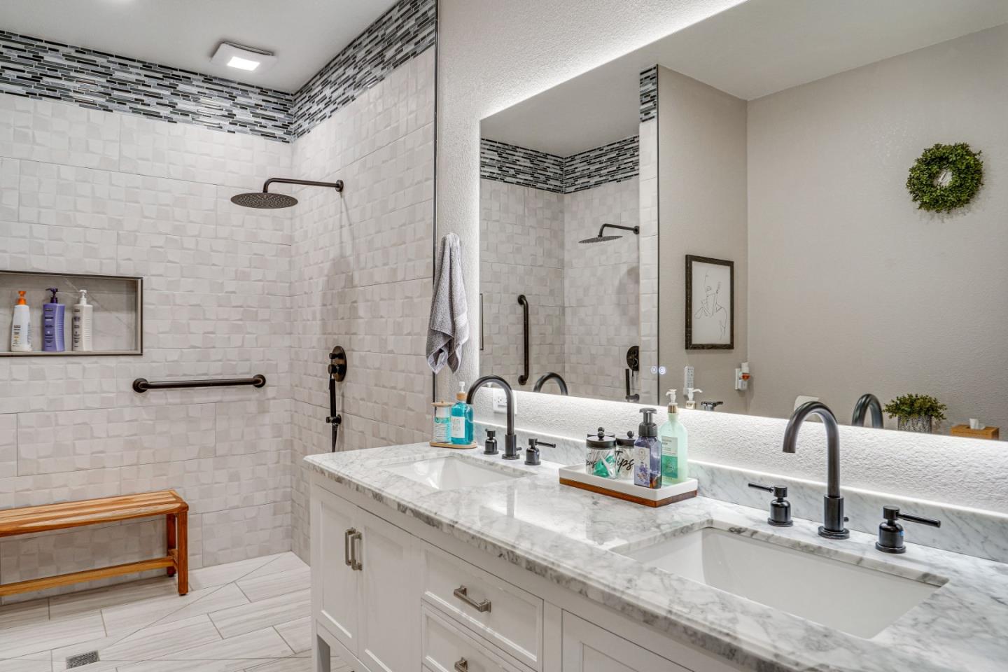 Detail Gallery Image 25 of 43 For 1944 Windward Pt, Discovery Bay,  CA 94505 - 5 Beds | 3 Baths