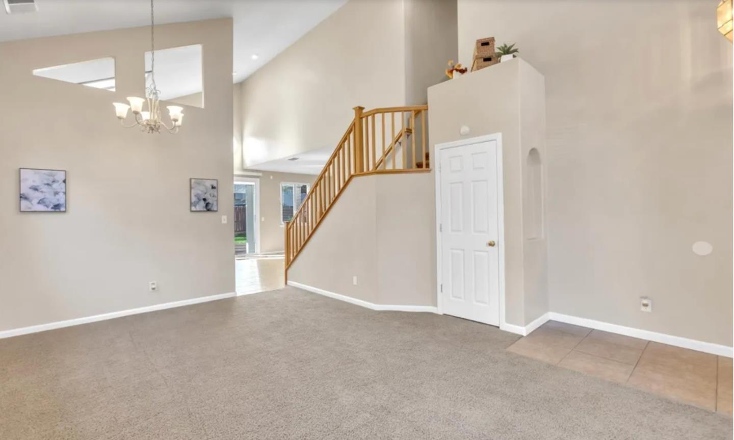 Detail Gallery Image 3 of 16 For 9412 Viridian Way #2,  Elk Grove,  CA 95624 - 4 Beds | 2/1 Baths