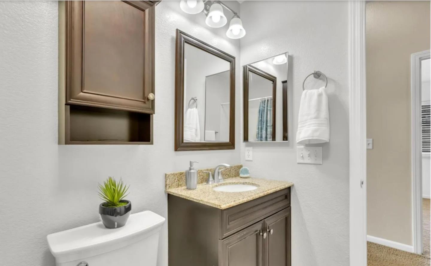 Detail Gallery Image 8 of 16 For 9412 Viridian Way #2,  Elk Grove,  CA 95624 - 4 Beds | 2/1 Baths