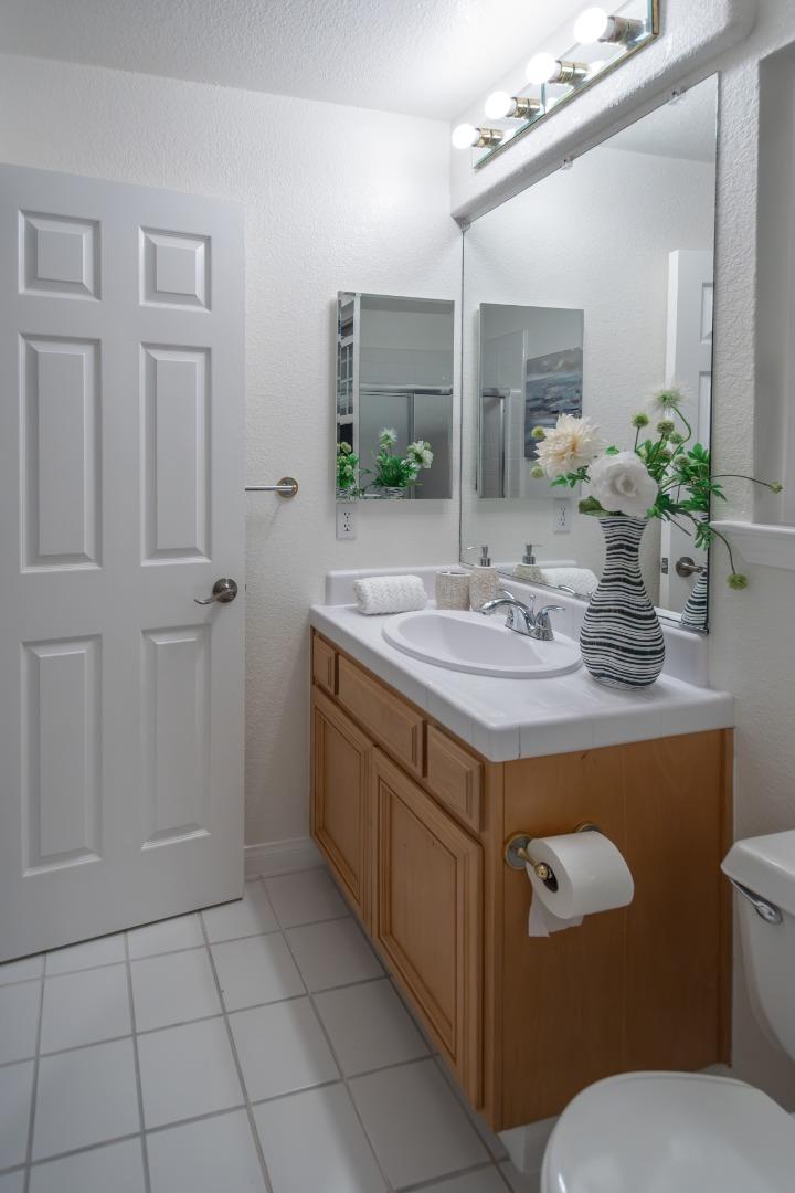 Detail Gallery Image 35 of 44 For 18060 King Ct, Saratoga,  CA 95070 - 3 Beds | 2/1 Baths