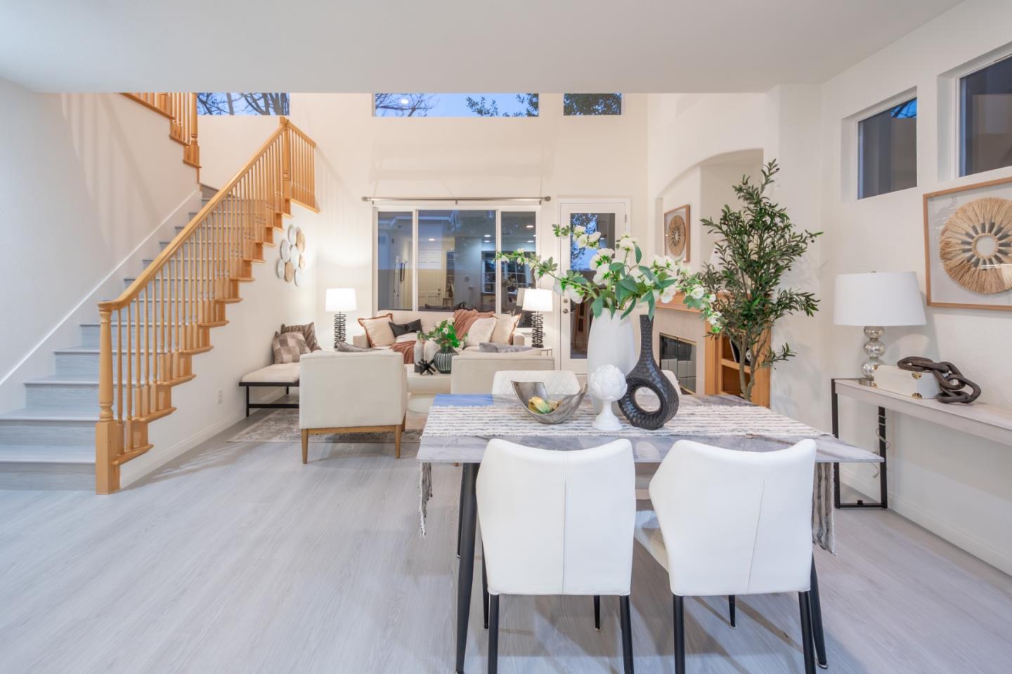 Detail Gallery Image 8 of 44 For 18060 King Ct, Saratoga,  CA 95070 - 3 Beds | 2/1 Baths